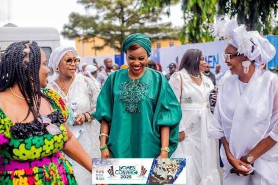Women Converge gathering